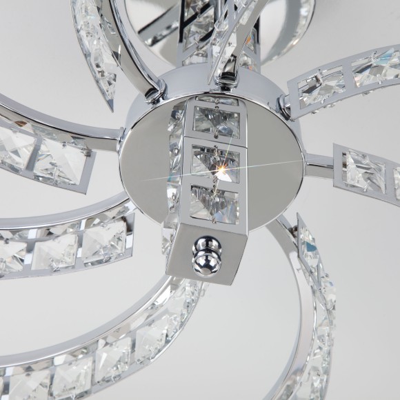 Потолочная люстра с абажурами 60104/8 хром Потолочная люстра с абажурами 60104/8 хром