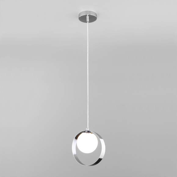 Подвесной светильник со стеклянным плафоном 50205/1 хром