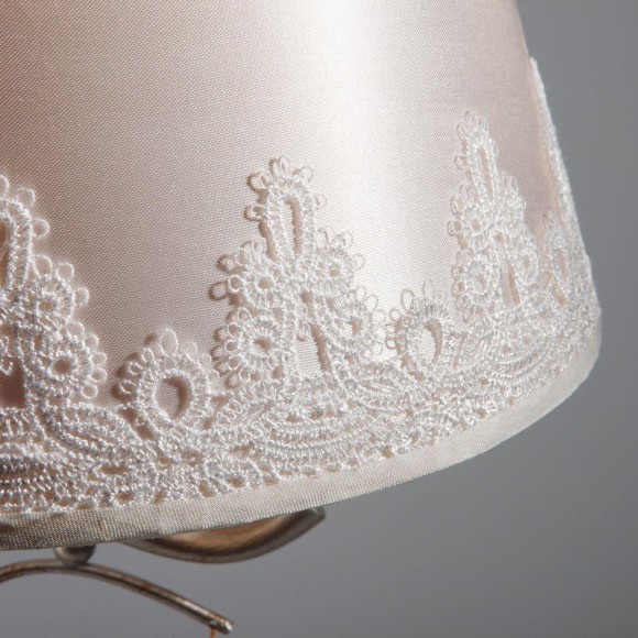 Классическая настольная лампа 01022/1 серебро Классическая настольная лампа 01022/1 серебро