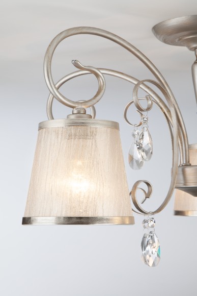 Потолочная люстра с абажурами 60065/5 серебро Потолочная люстра с абажурами 60065/5 серебро