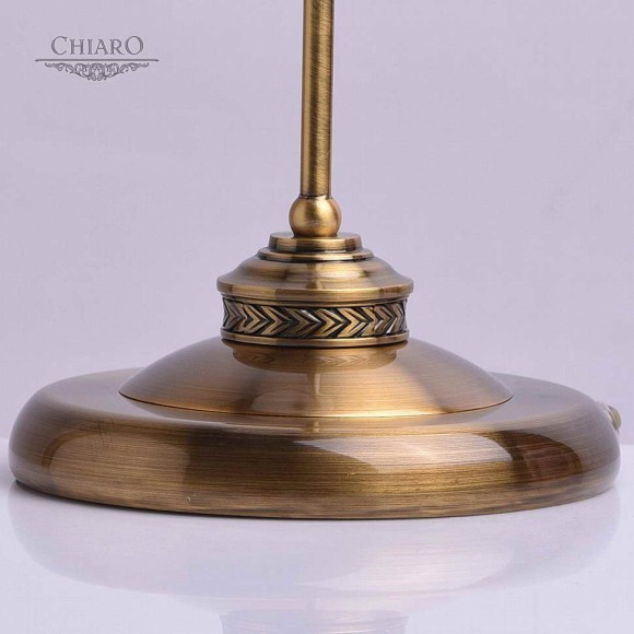Настольная лампа Chiaro Аманда 481031301 Настольная лампа Chiaro Аманда 481031301