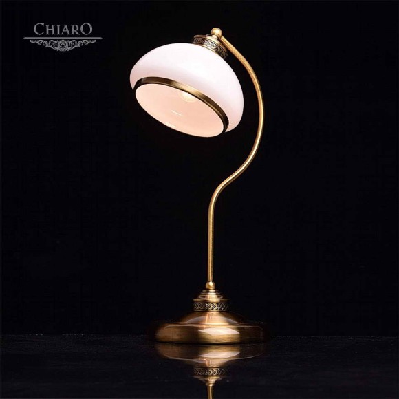 Настольная лампа Chiaro Аманда 481031301 Настольная лампа Chiaro Аманда 481031301