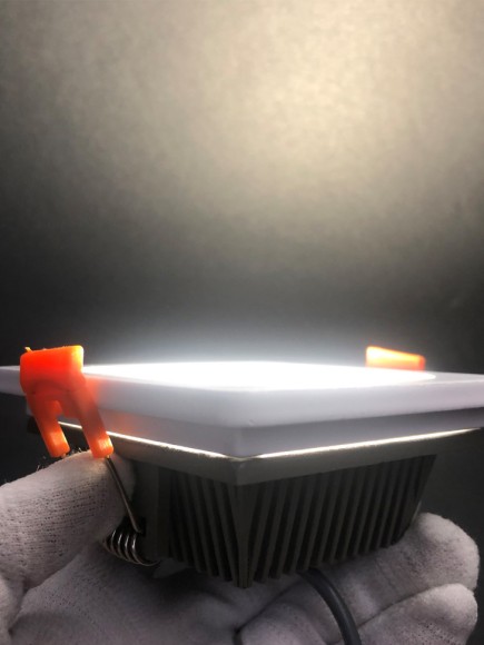 Светильник светодиодный встраиваемый VLS-5048SQ-8W-3000K ELVAN