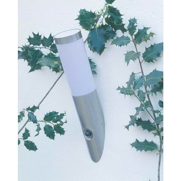 Уличный настенный светильник Brilliant Chorus 43697/82