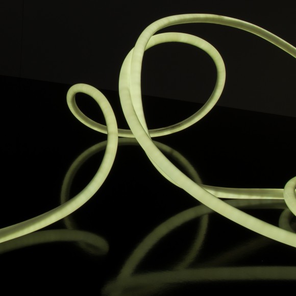 Светодиодный гибкий неон LS003 220V 9.6W 144Led 2835 IP67 круглый белый 6500К Elektrostandard