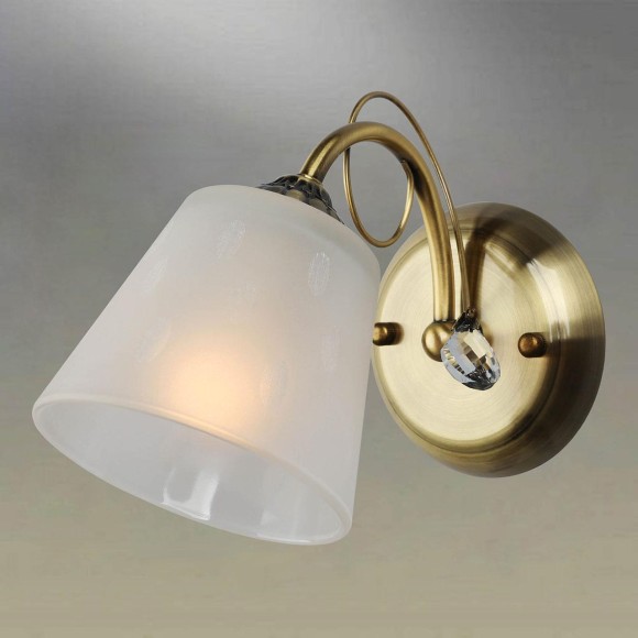 Бра Omnilux Larone OML-54601-01 Бра Omnilux Larone OML-54601-01