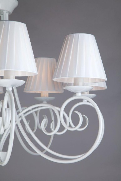 Классическая люстра с абажурами 280/8
