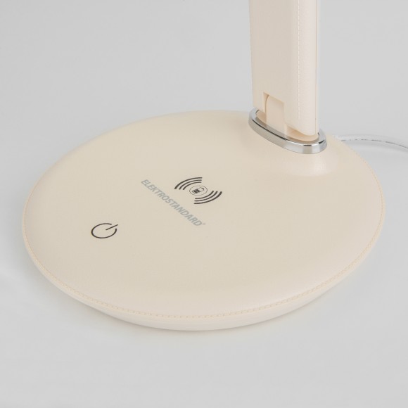 Настольный светодиодный светильник Brava бежевый TL90530