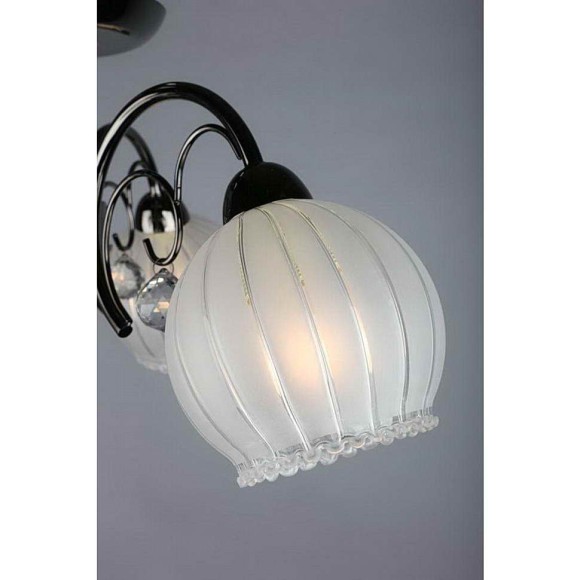 Люстра на штанге Omnilux oml-31807-03 Люстра на штанге Omnilux oml-31807-03