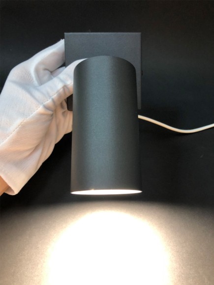 Cветильник светодиодный накладной поворотный черный 1201-GU10-Bk ELVAN Cветильник светодиодный накладной поворотный черный 1201-GU10-Bk ELVAN