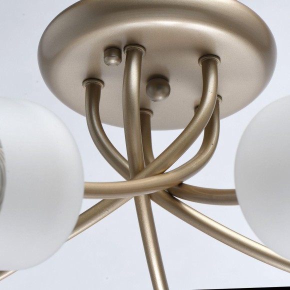 Потолочная люстра De Markt City Олимпия 638014705 Потолочная люстра De Markt City Олимпия 638014705