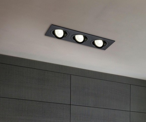 Встраиваемый светильник Maytoni Atom DL024-2-03B