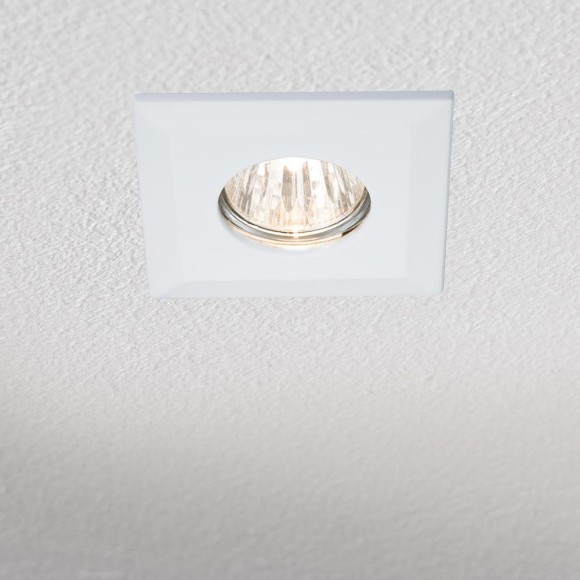 93729 Светильник  Quadro st IP65 3x35W GU5,3, белый