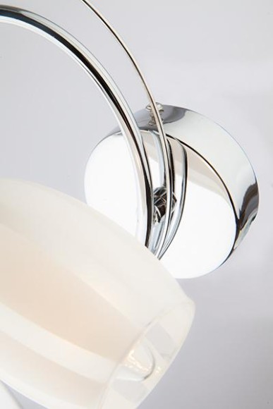 Бра со стеклянным плафоном 70040/1 хром Бра со стеклянным плафоном 70040/1 хром