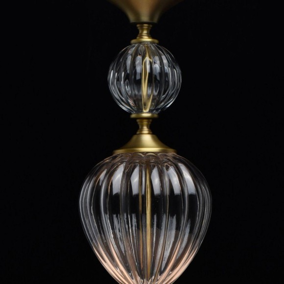 Подвесной светильник Chiaro Оделия 619011203 Подвесной светильник Chiaro Оделия 619011203