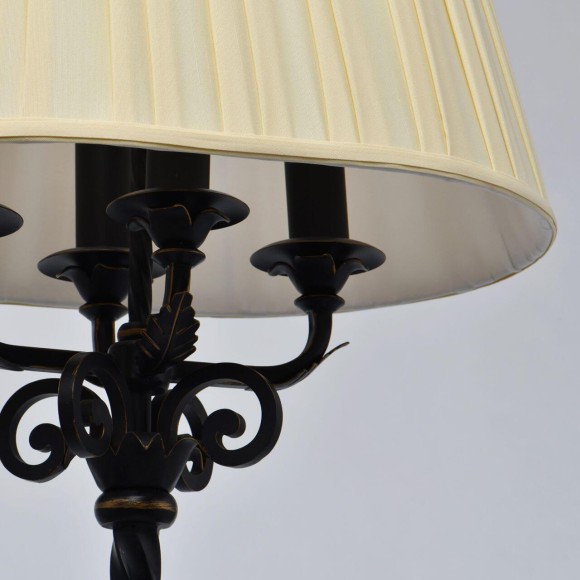 Торшер Chiaro Виктория 1 401040804 Торшер Chiaro Виктория 1 401040804