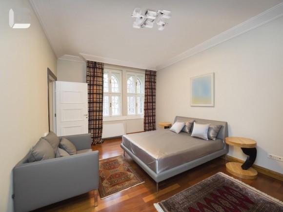 Потолочная люстра De Markt Тетро 673013008 Потолочная люстра De Markt Тетро 673013008